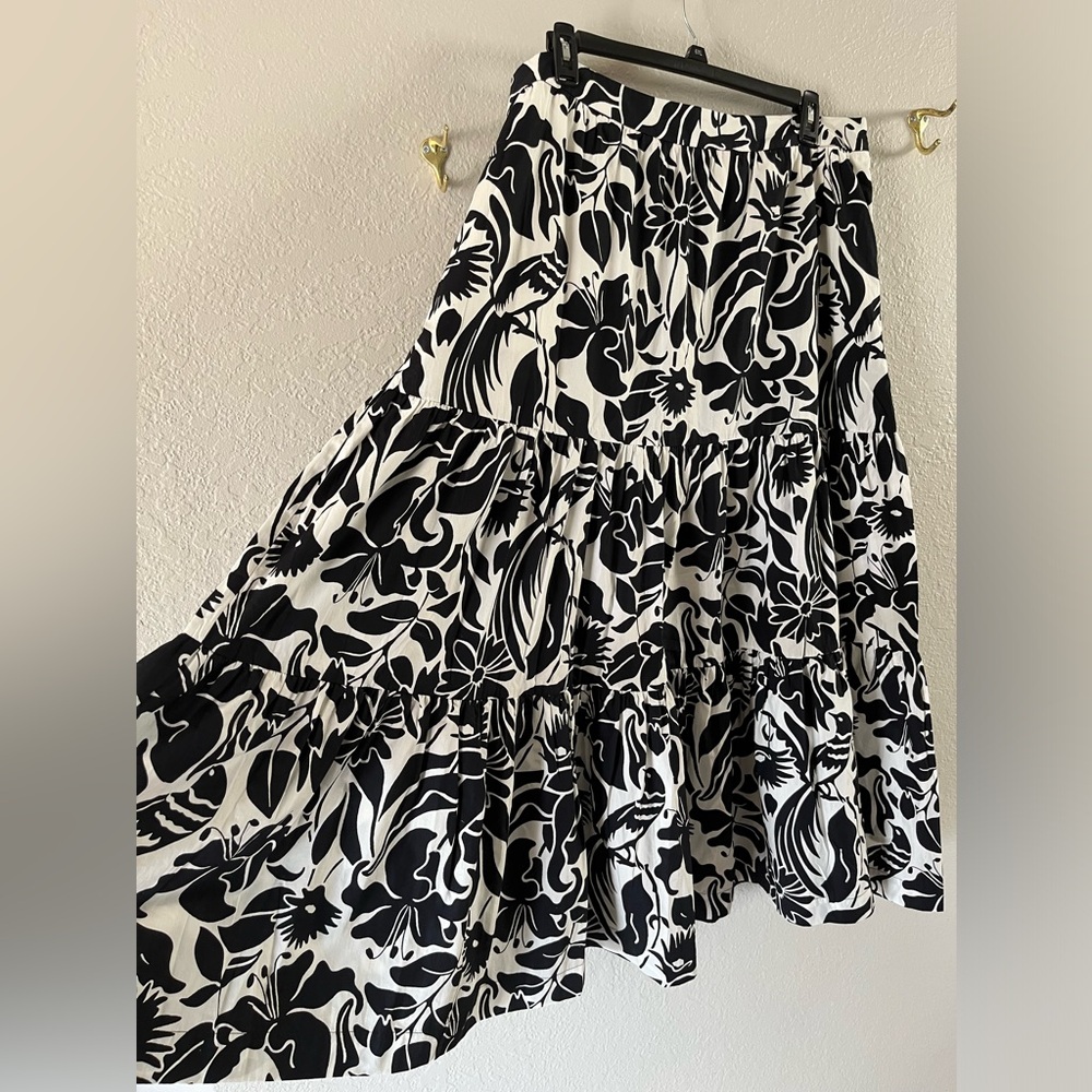 🖤🤍🖤 Boden Black and White Graphic Floral Maxi Skirt - 20/22
